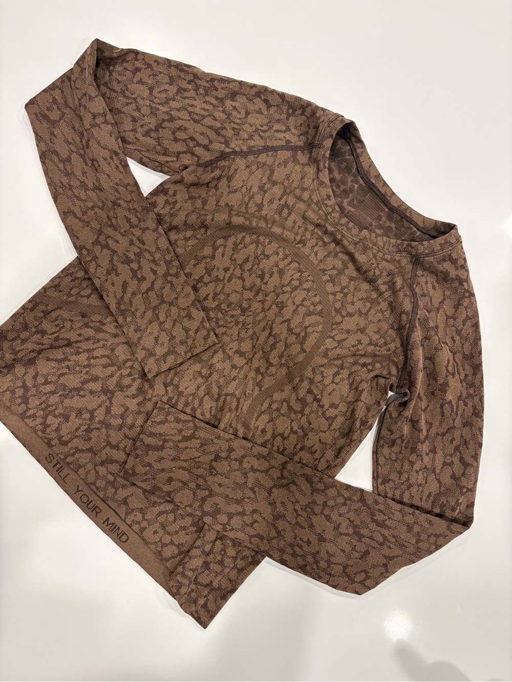 NWOT Lululemon Swiftly Tech Long-Sleeve Shirt 2.0 Waist Length